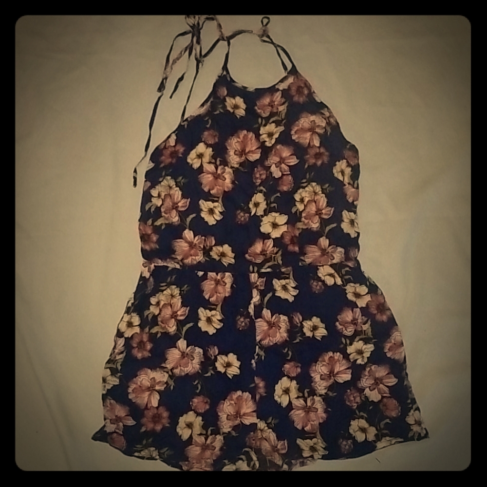 Backless strappy romper